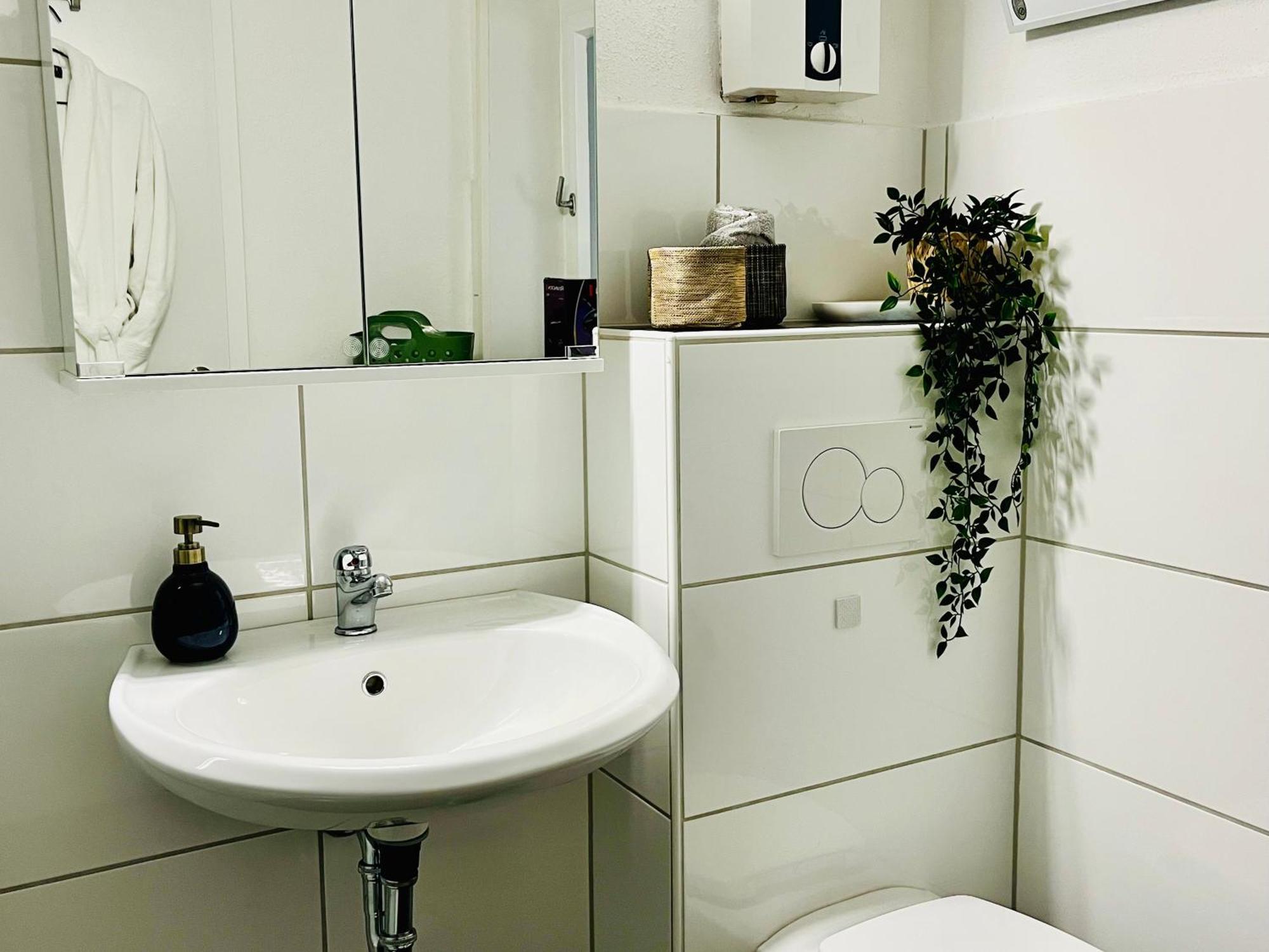 Aycatcherhomes - Top Lage I Zentral I Altstadt Marburg I Naehe Fluss Lahn I Wlan I Parterre Boutique Apartment Orion Kültér fotó